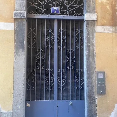 Spacious Loft, Duplex, Old Town, 3 Bedrooms - Easy Check-in Appartamento