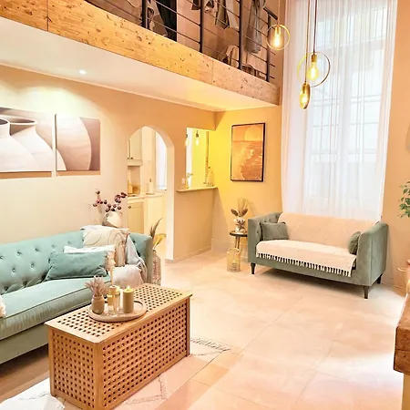 Spacious Loft, Duplex, Old Town, 3 Bedrooms - Easy Check-in Appartamento Nizza